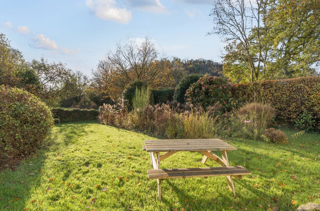 Property photo 3 of 16 Garden