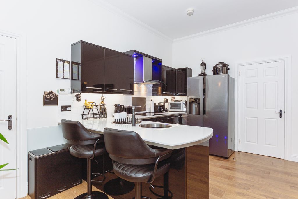 Additional image 7 of 3 bed flat for saleIrish Street, Dumfries DG1