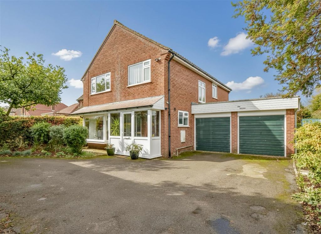 Property photo 2 of 25 External