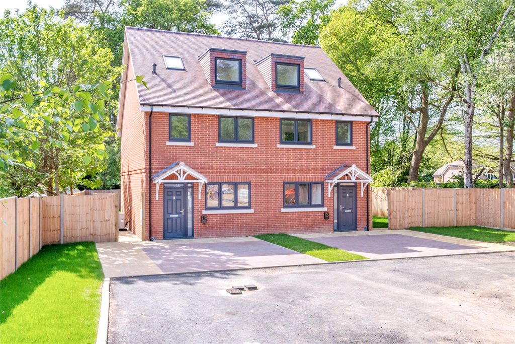 Property photo 1 of 12 Picture No. 32