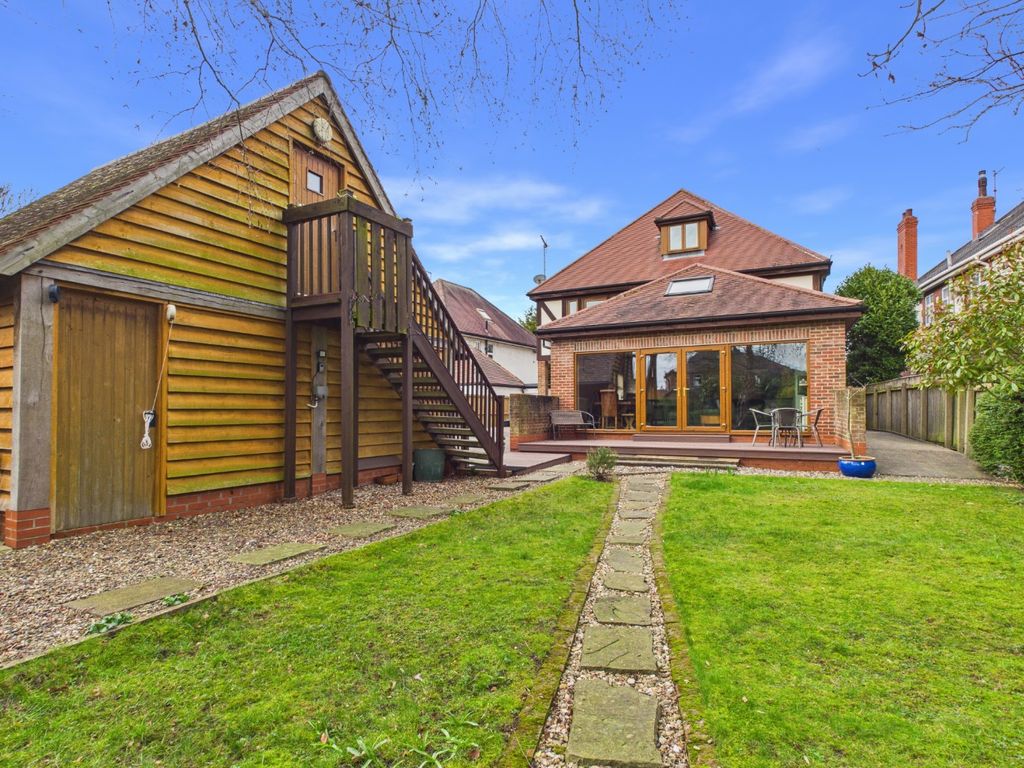 Property photo 3 of 38 4863788