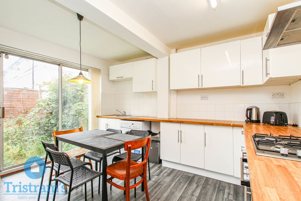 Property photo 2 of 16 Img_4406