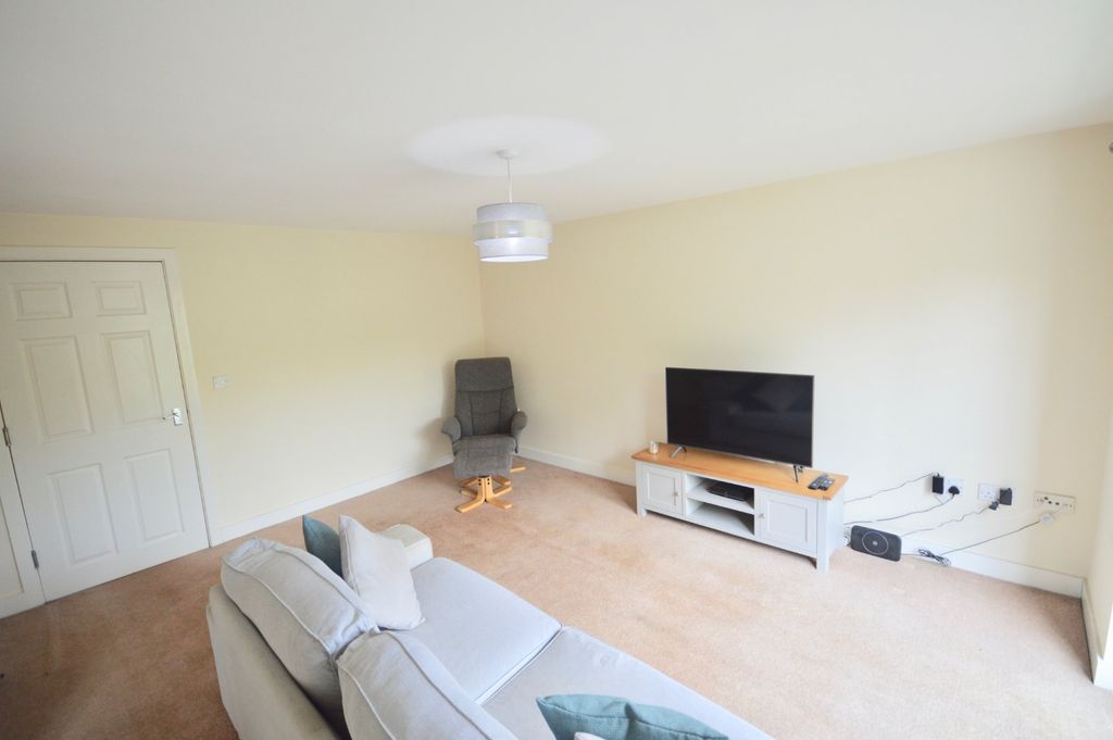 Property photo 2 of 8 Picture No. 06