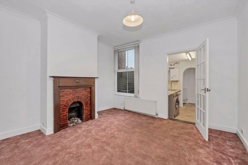 Property photo 3 of 14 Dining Room