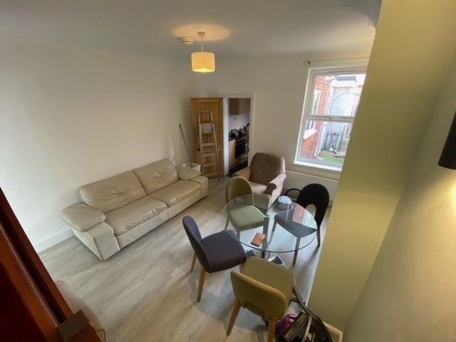 Property photo 2 of 8 Image