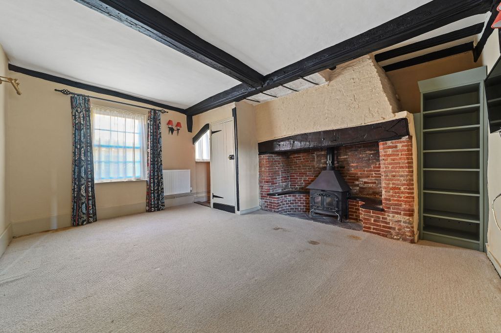 Property photo 3 of 26