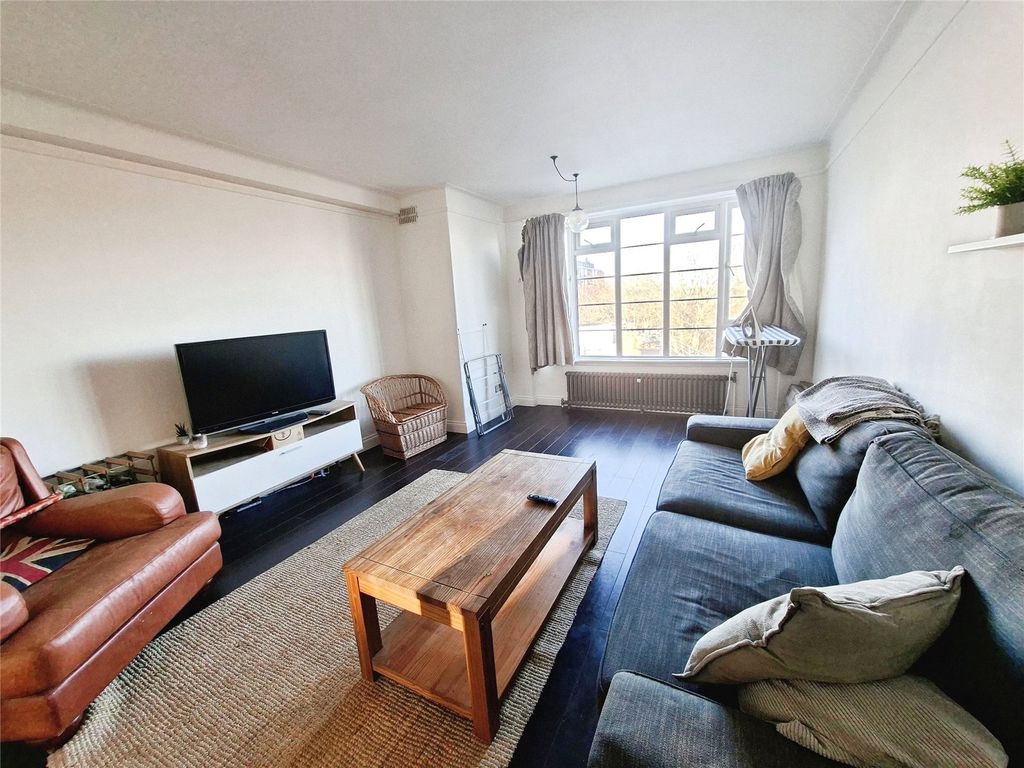 Property photo 3 of 7 Picture No. 03