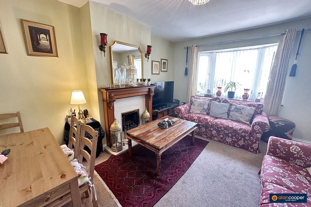 Property photo 2 of 10 4426514