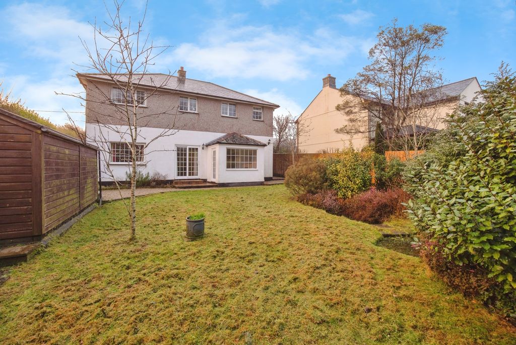 Property photo 3 of 27 Pbox-Img.Jpg