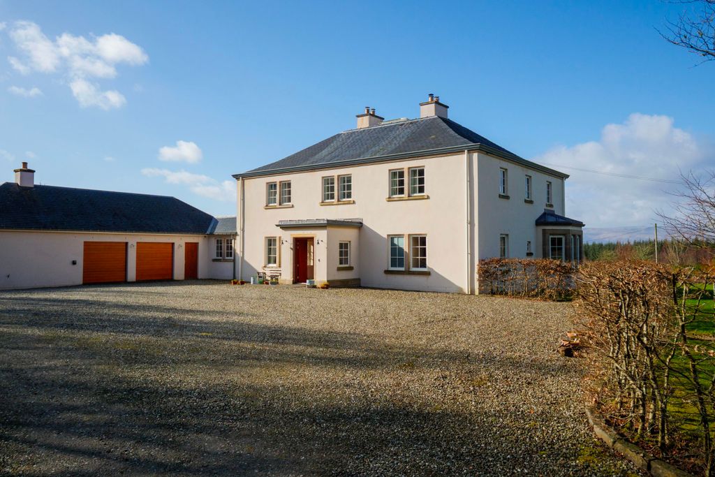 Property photo 3 of 75