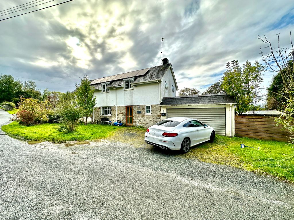 Property photo 1 of 13 Front