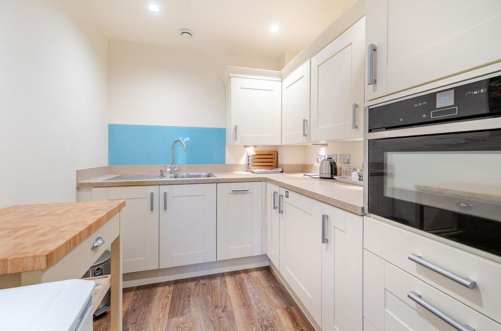 Property photo 3 of 29 -682B1841944Ad-l-1293582-4-6825c833B0A6B-Arw.Jpg