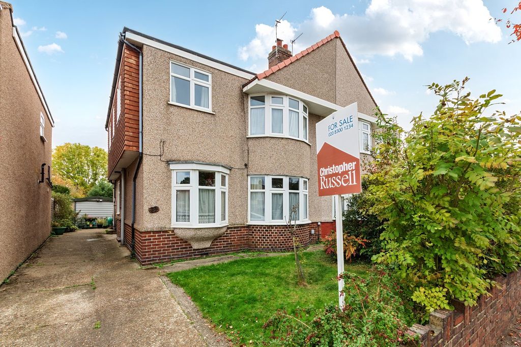 Property photo 1 of 17