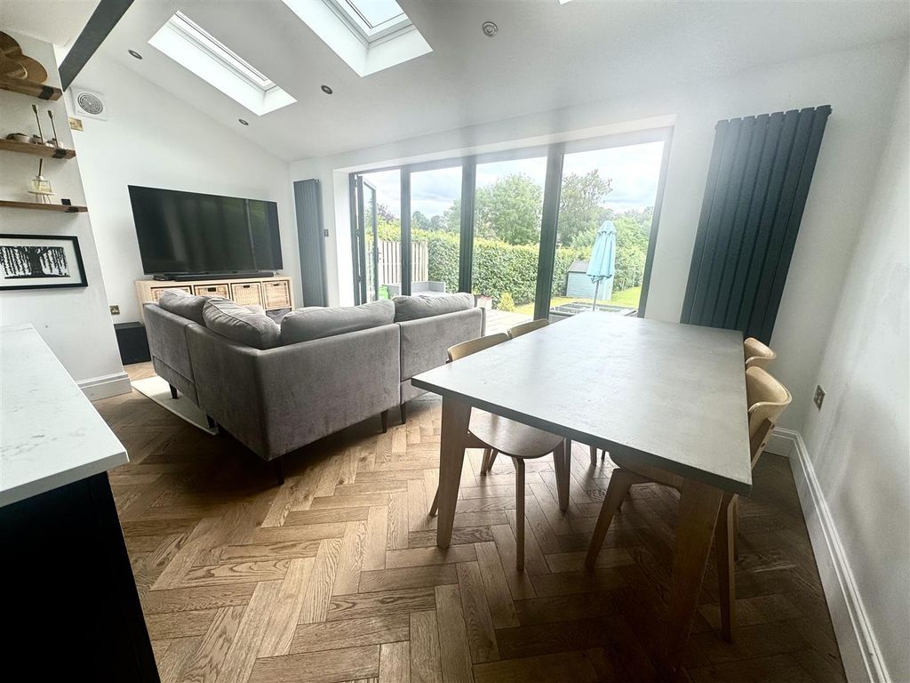 Property photo 3 of 15 Tempimagebcaany.Jpg