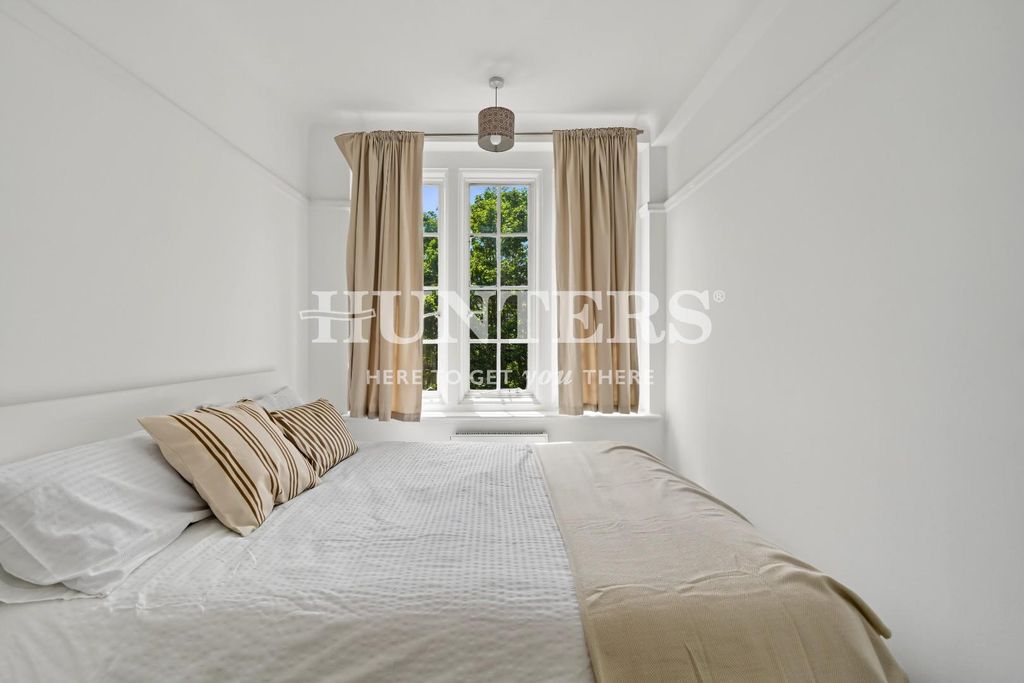 Property photo 3 of 8 Bedroom