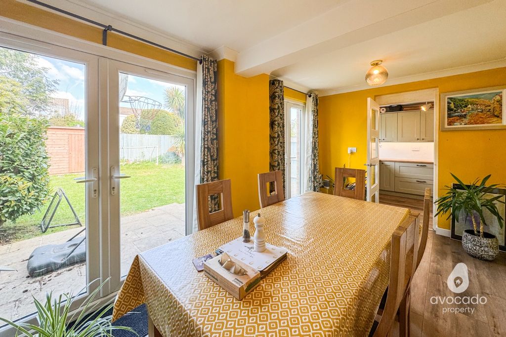 Property photo 3 of 20 5090397