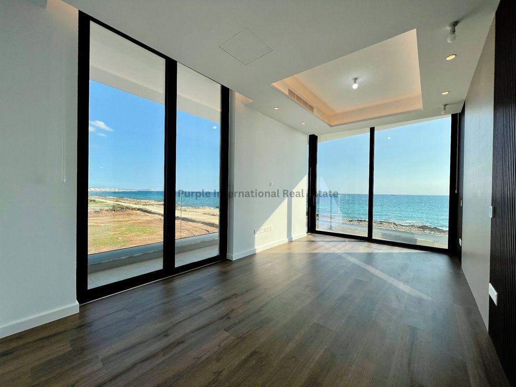 Property photo 3 of 34