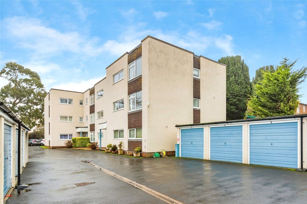 Property photo 1 of 16 Picture No. 24