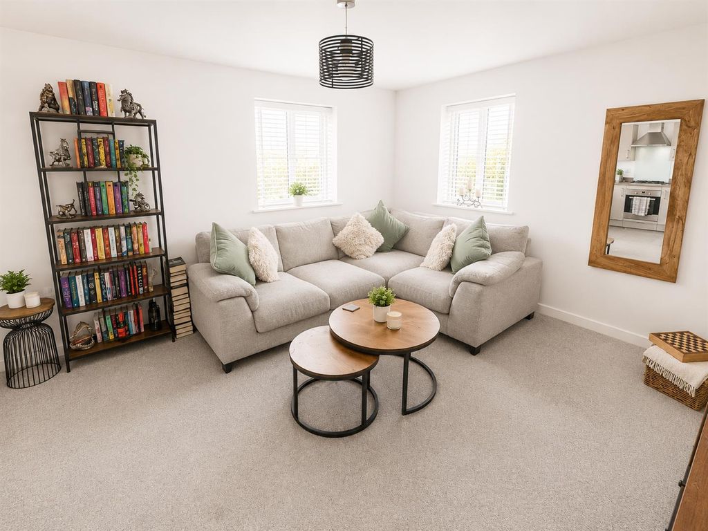Property photo 3 of 16 9943675d-B2B0-4Ac2-A0Fc-9B47d661Fc8A.Png
