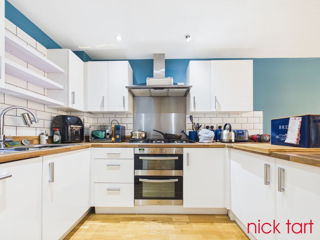 Property photo 2 of 16 Photo 2