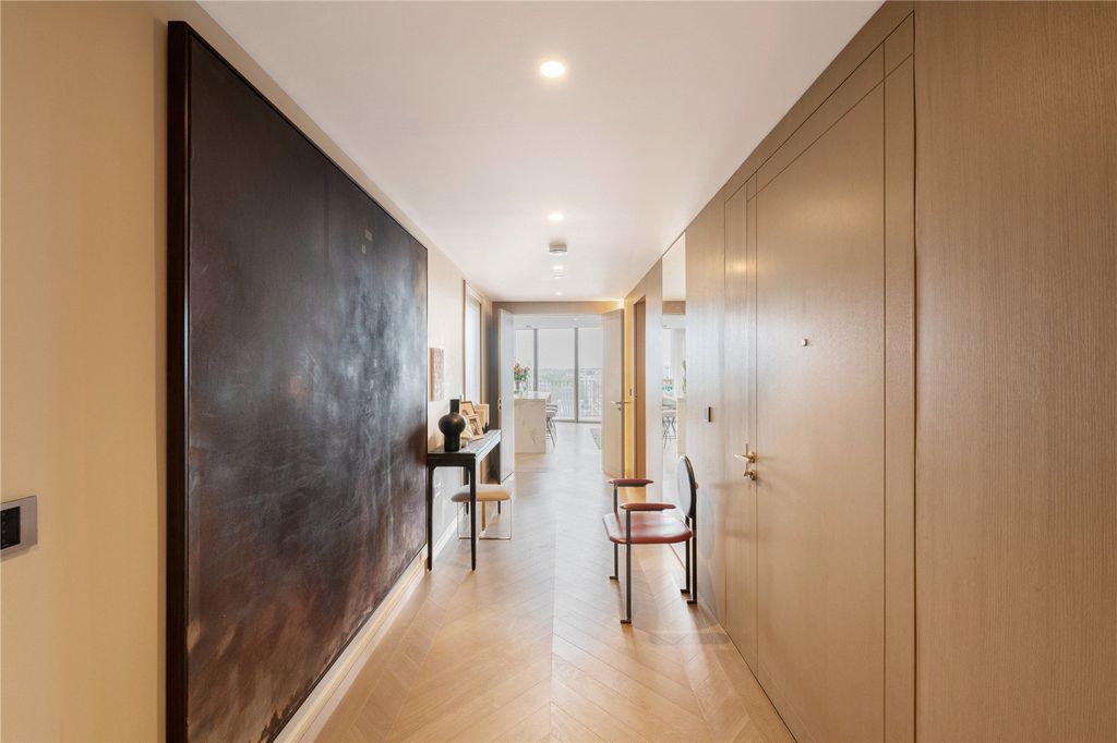 Property photo 2 of 15 Hall