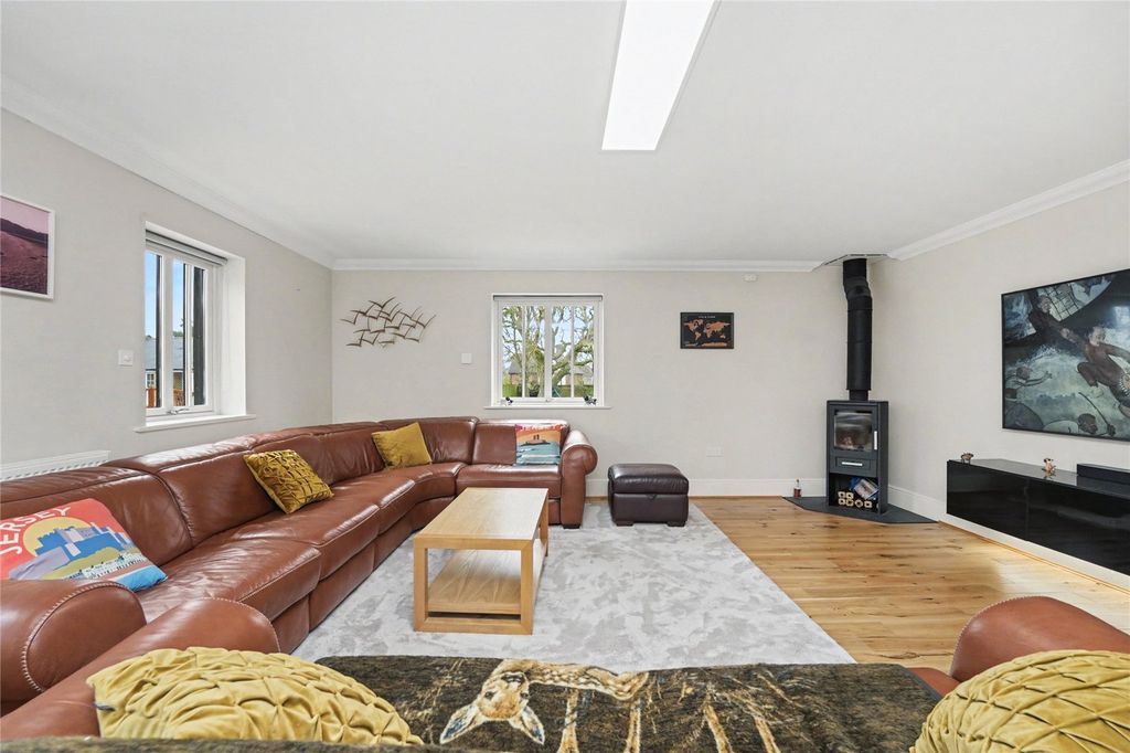 Property photo 3 of 20 Picture No. 07