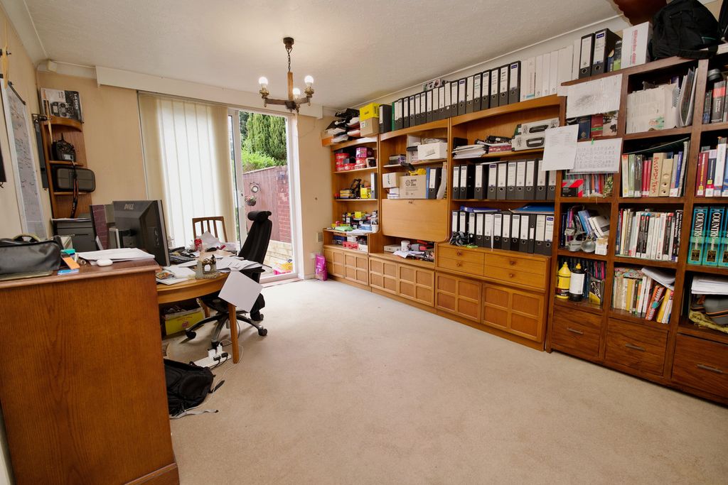 Property photo 3 of 16