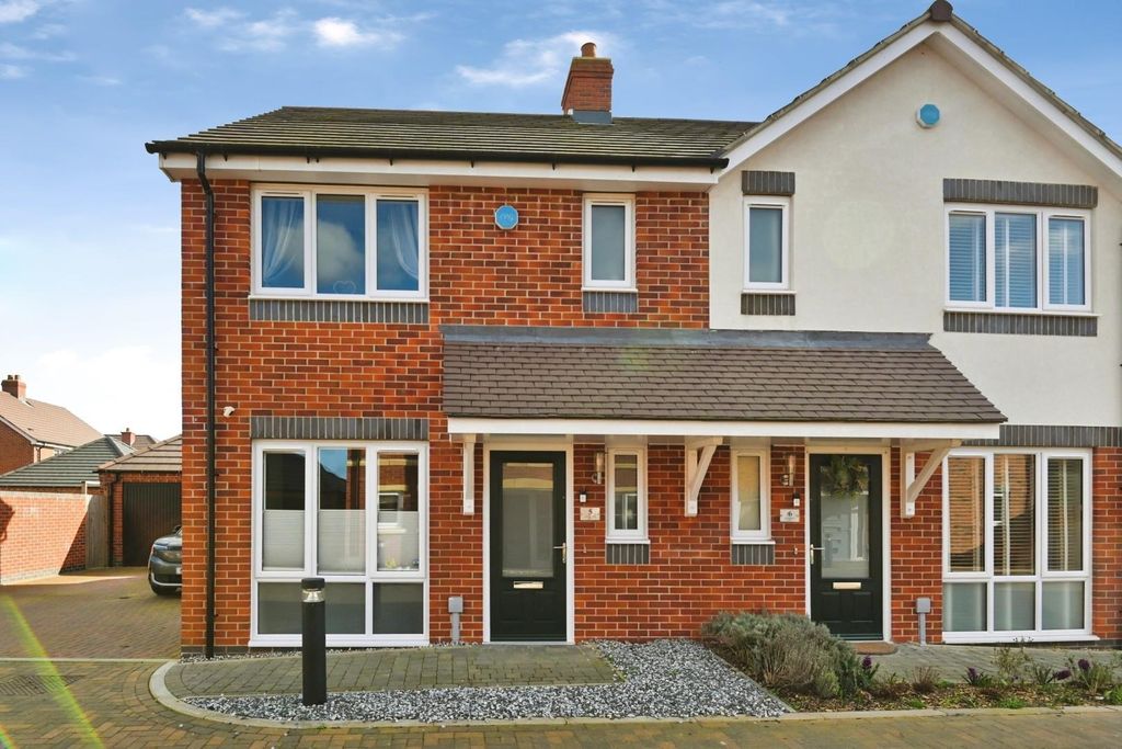 Property photo 1 of 19 5Cla22.Jpg