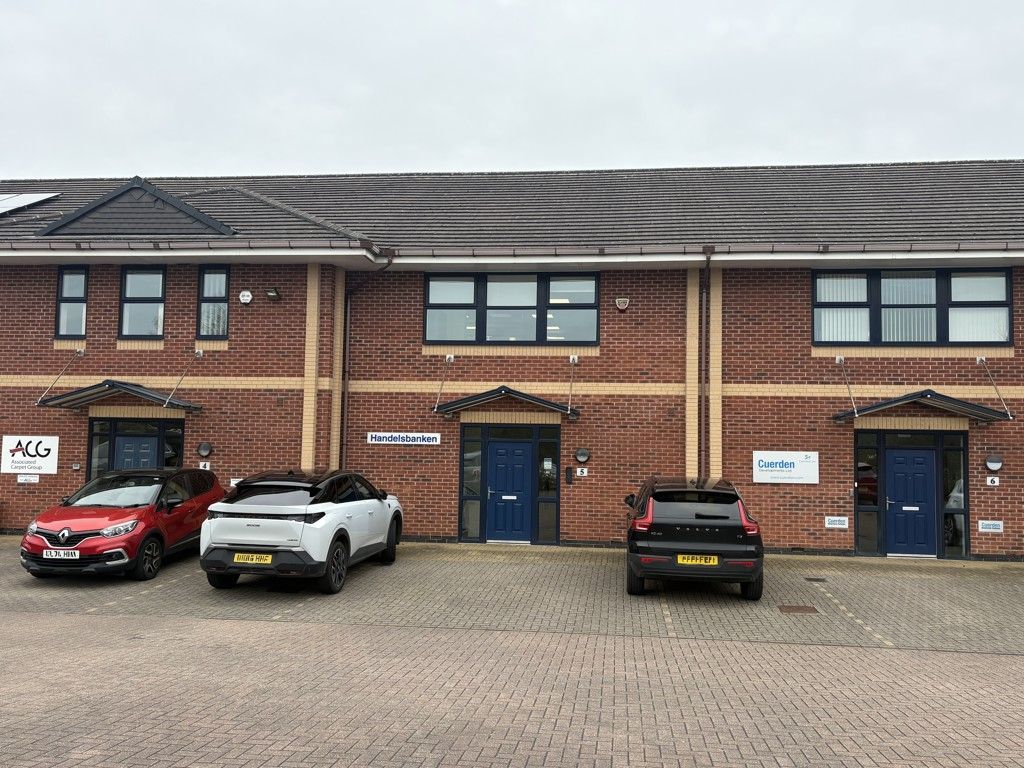 Property photo 2 of 12 Photo 17