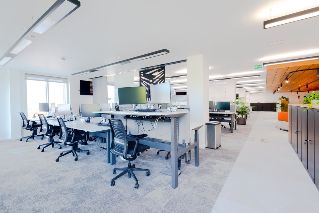 Property photo 3 of 6