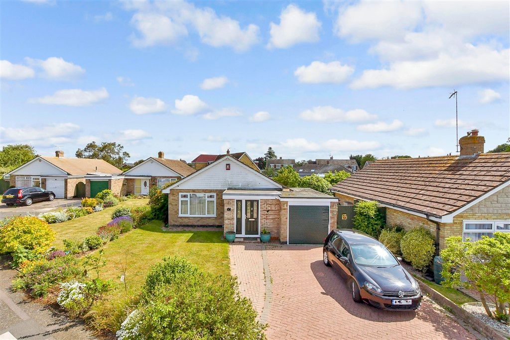 Property photo 2 of 10 External... (Web)