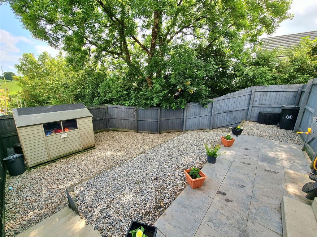 Property photo 2 of 12 Garden.Jpg
