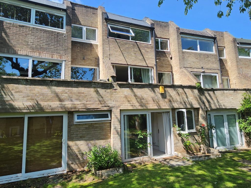Property photo 2 of 18 Picture No. 03