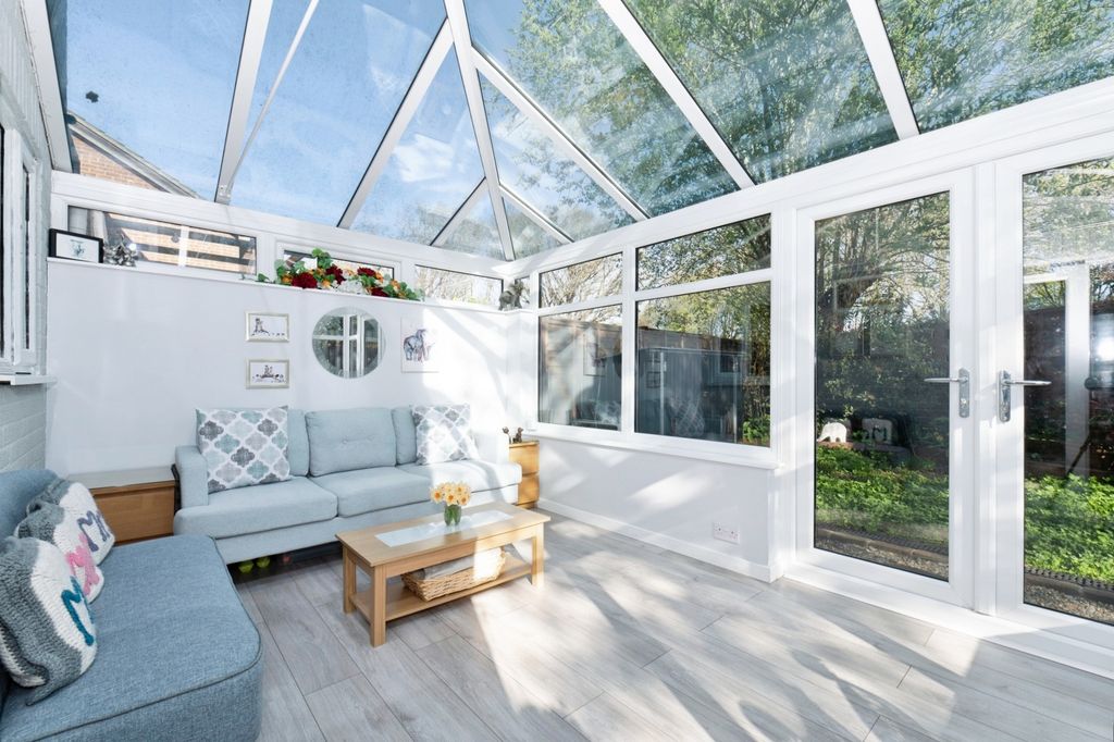 Property photo 2 of 17 Picture No. 19