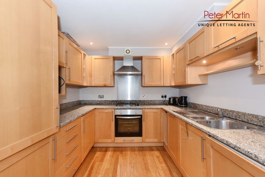 Property photo 2 of 12 Photo 9