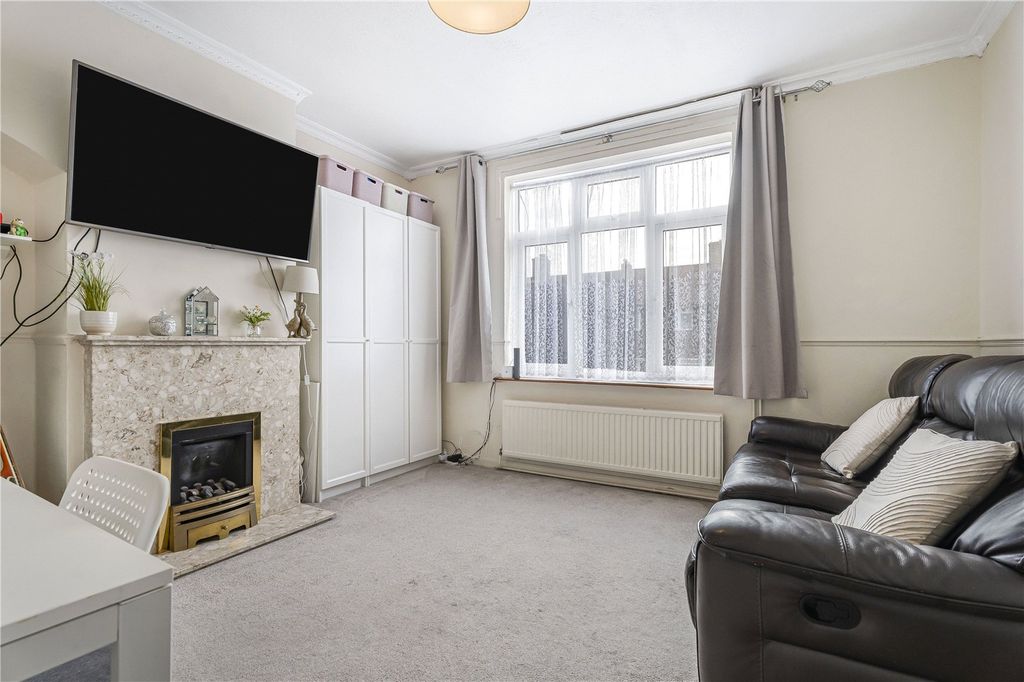 Property photo 2 of 13 Picture No. 04