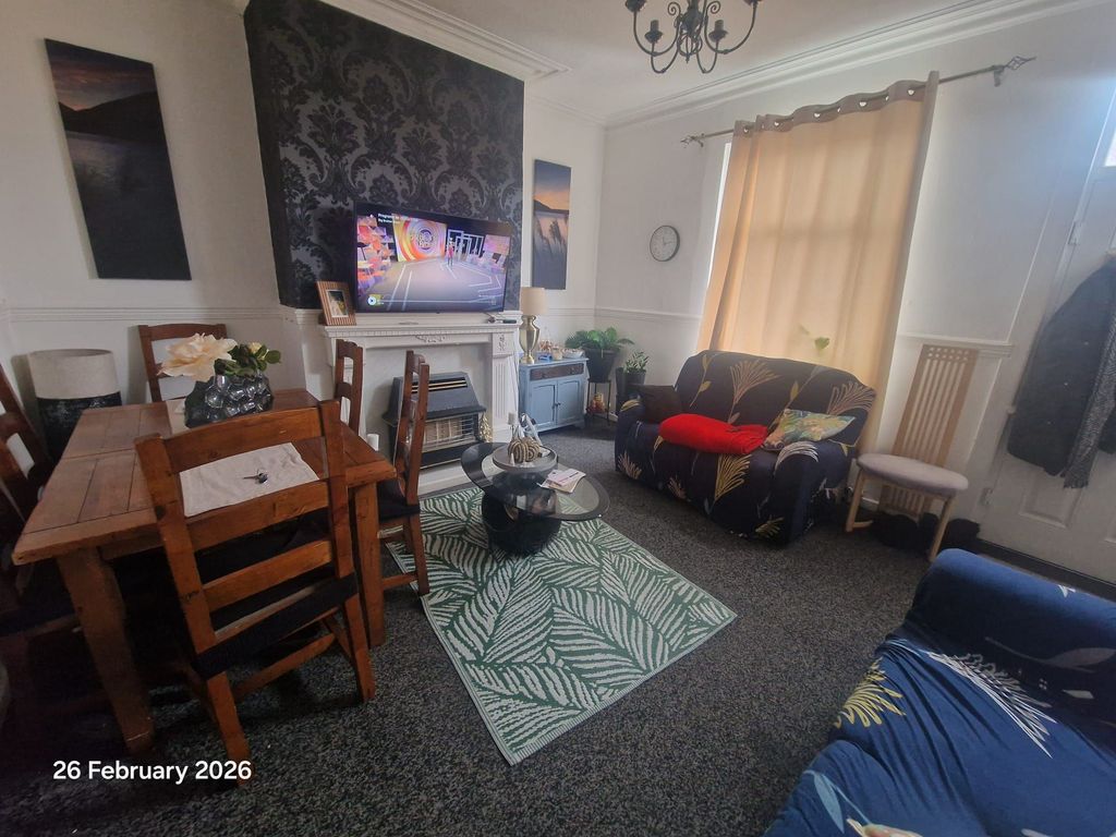 Property photo 3 of 7