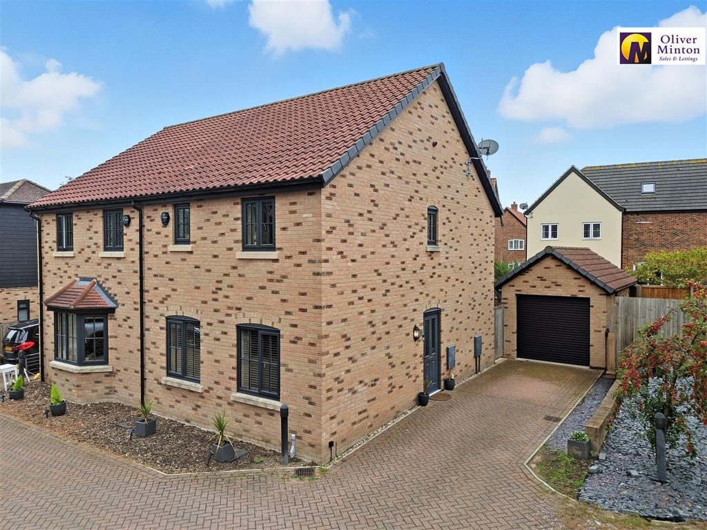 Property photo 1 of 20 Outside