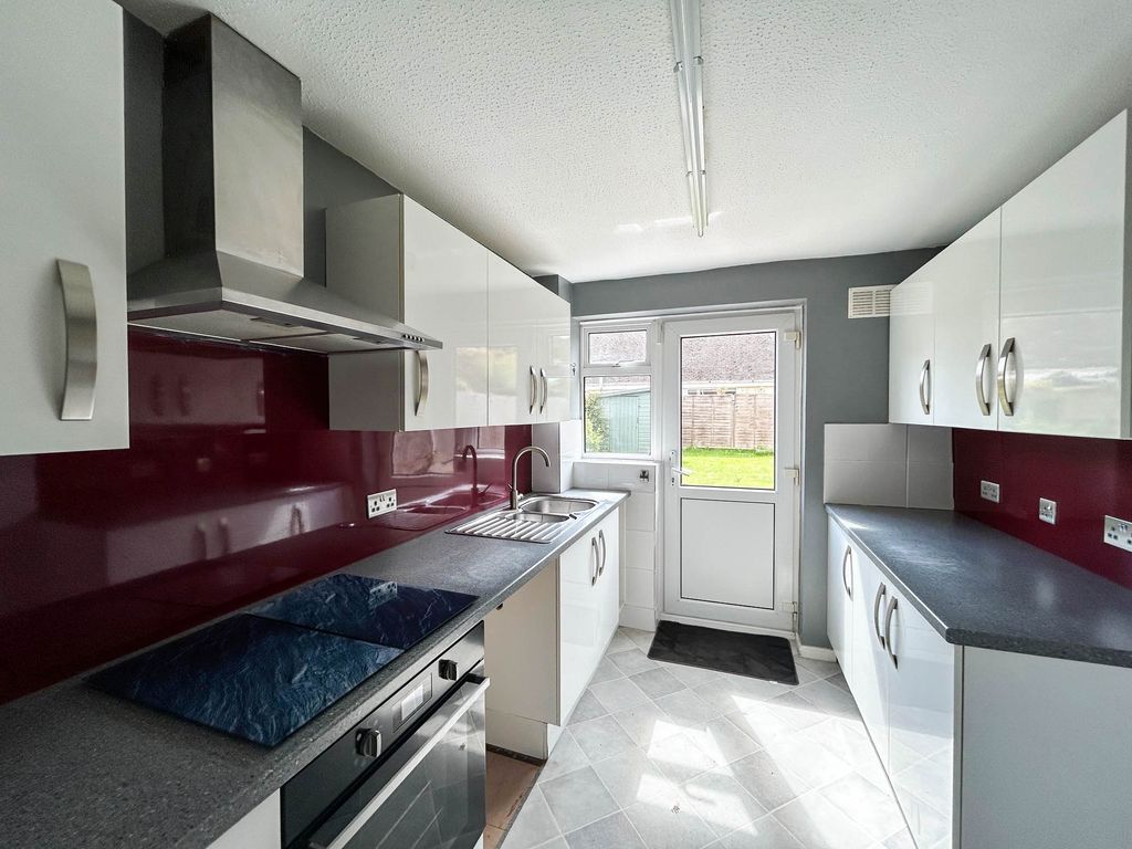 Property photo 2 of 17
