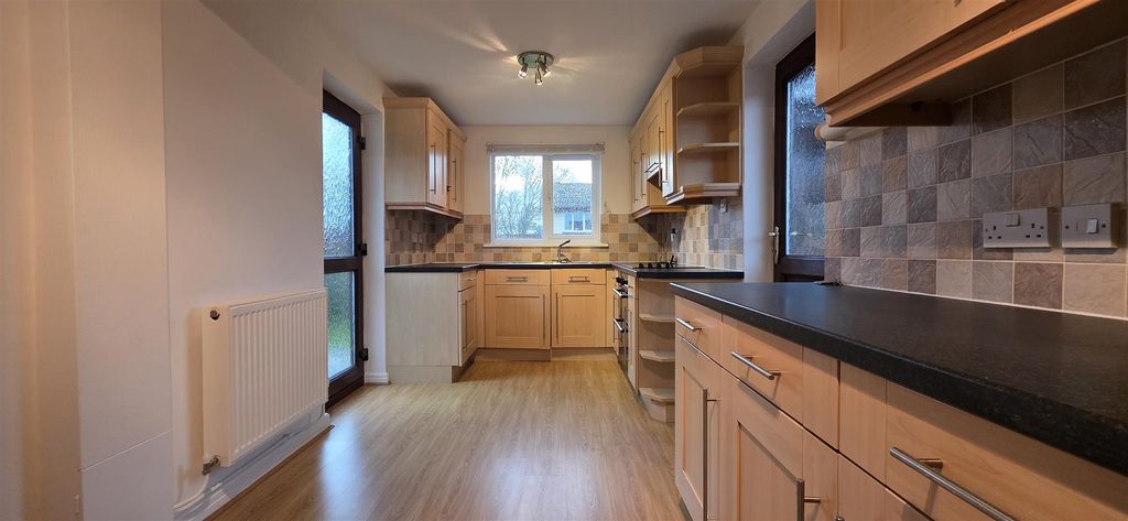 Property photo 3 of 6 20251215_102110.Jpg