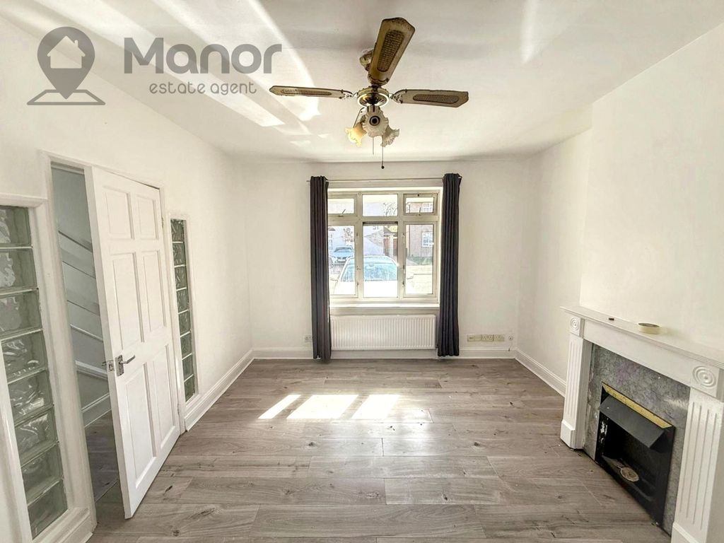 Property photo 1 of 20 Whatsapp Image 2026-03-26 At 14.11.41 (2)