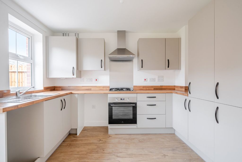 Property photo 2 of 10 Picture 2