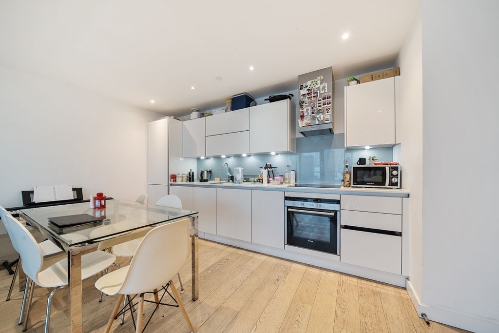 Property photo 3 of 19 1210629 (5)