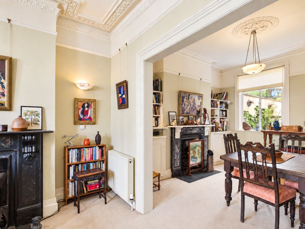 Property photo 3 of 22 Picture No. 05