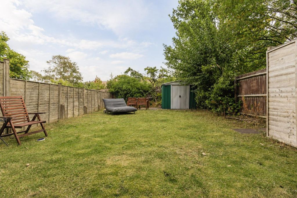 Property photo 2 of 13