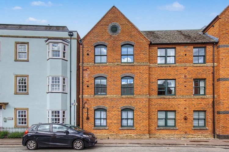 Property photo 3 of 7 328895