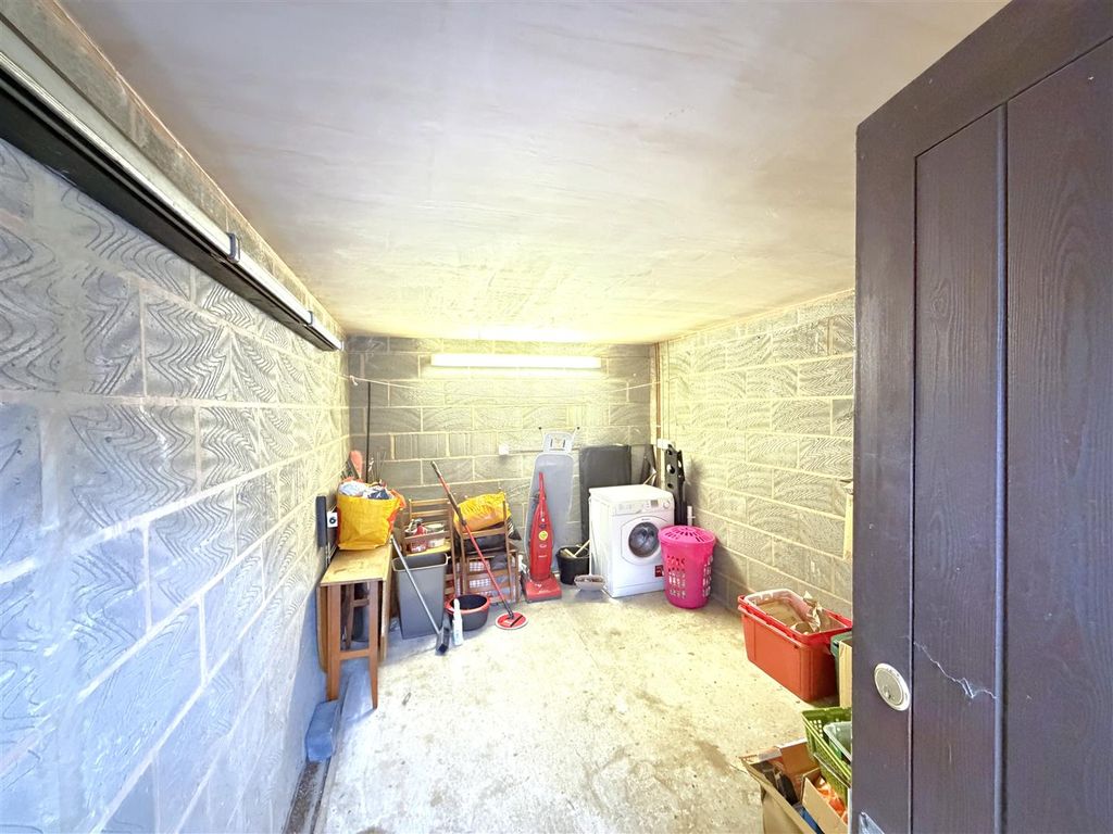 Property photo 3 of 13 Img_5523.Jpg