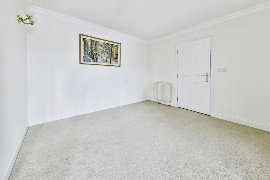 Additional image 13 of 4 bed flat for saleQueen Street, Hitchin SG4