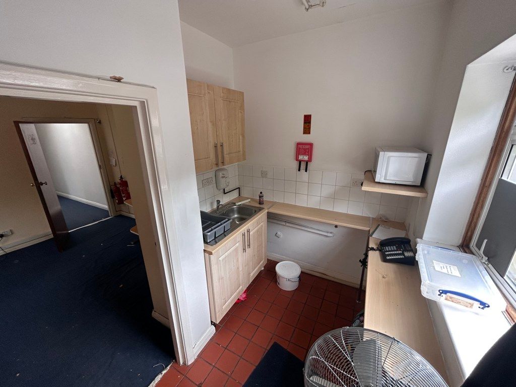 Property photo 3 of 6 Photo 2