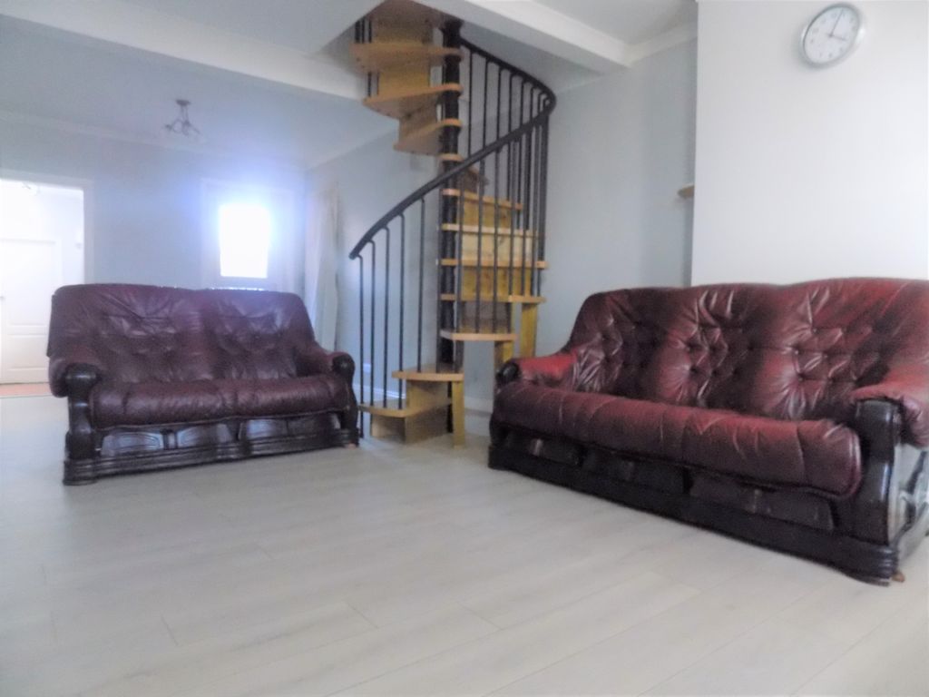 Property photo 2 of 10 Dscn0882